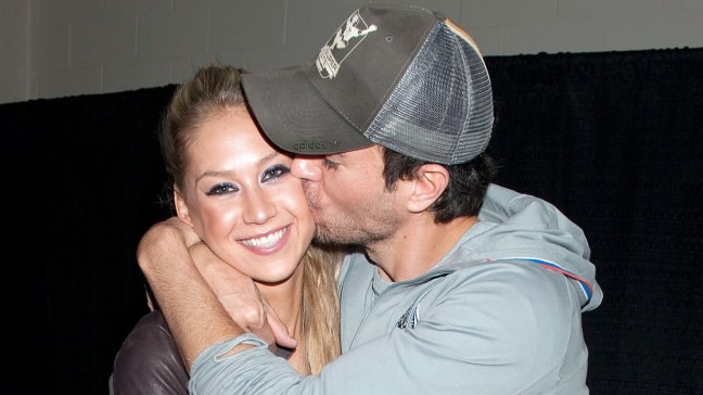 Just Jared Lounge At Y100 Jingle Ball 2010